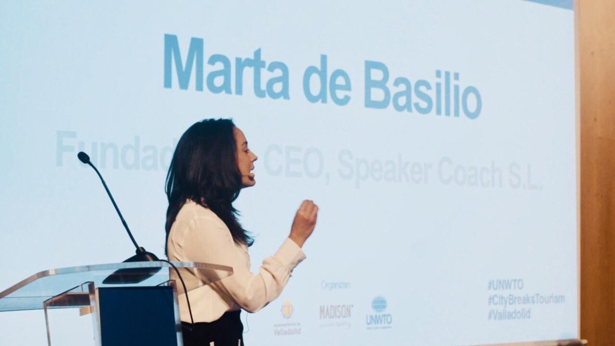 OMT Marta De Basilio Speaker Coach Presentando Gallery Image